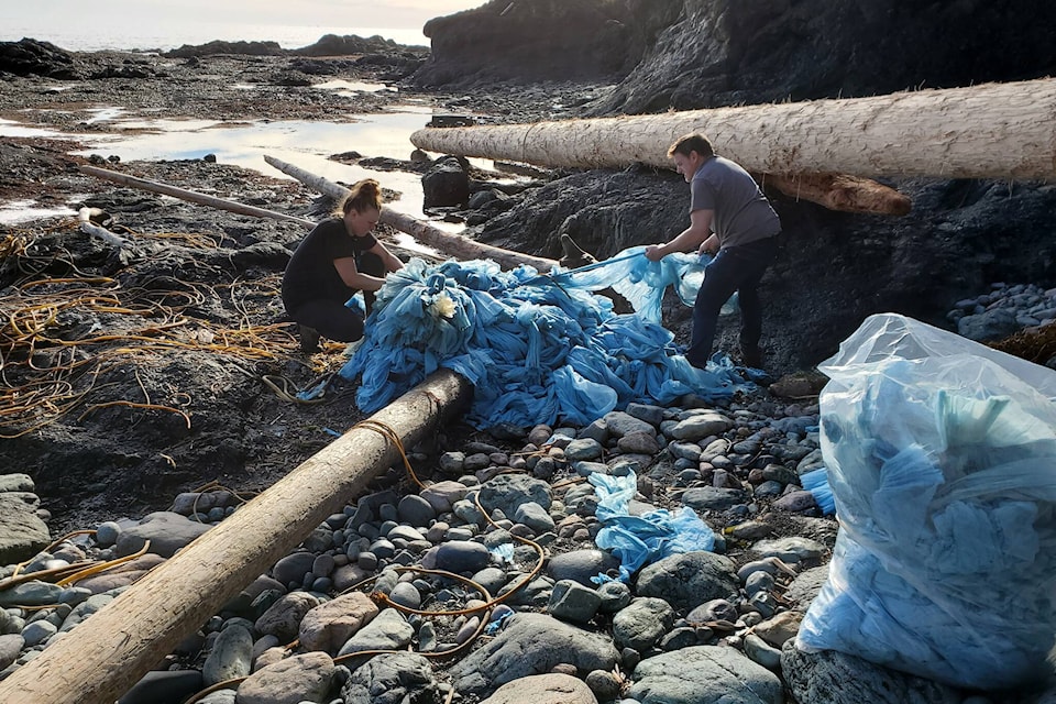 31249458_web1_221208-CPW-cargo-2021-spill-still-washes-up-on-B.C.-shores-beach_1