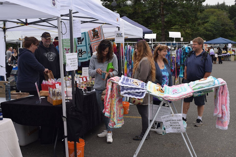 33442681_web1_220824-NIG-Orcafest-Deb-orcafest2_6