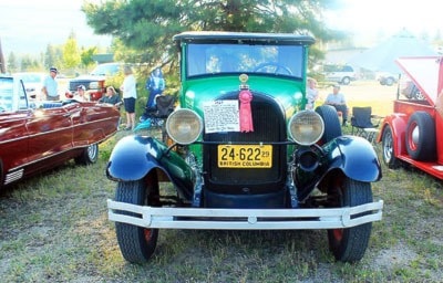 18132barriereBob-CarolGeorge-sModelA1929closedcabpick-up