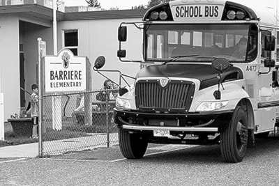 23344barriereSchoolBusatBES2014B-W