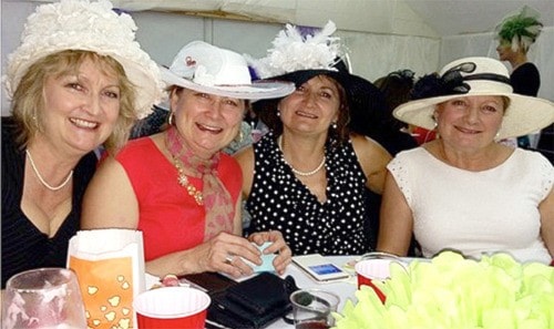 48599barriereDerbyladiesfennellgirls