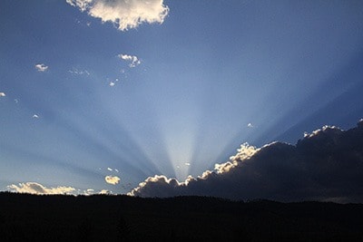 48833barriereJillssunbeams-clouds