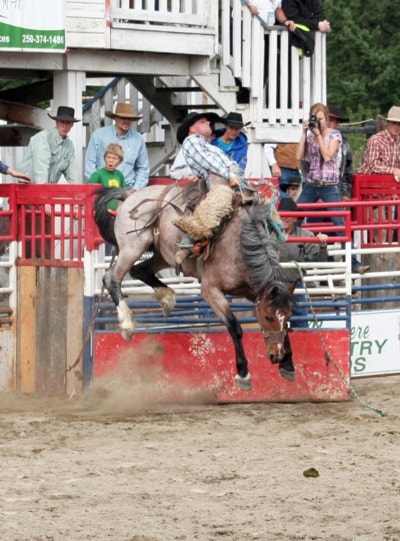 62558barriereRanchCompetitionSaddlebronc