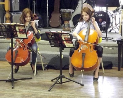 99750barriereArtsFestivalCellos