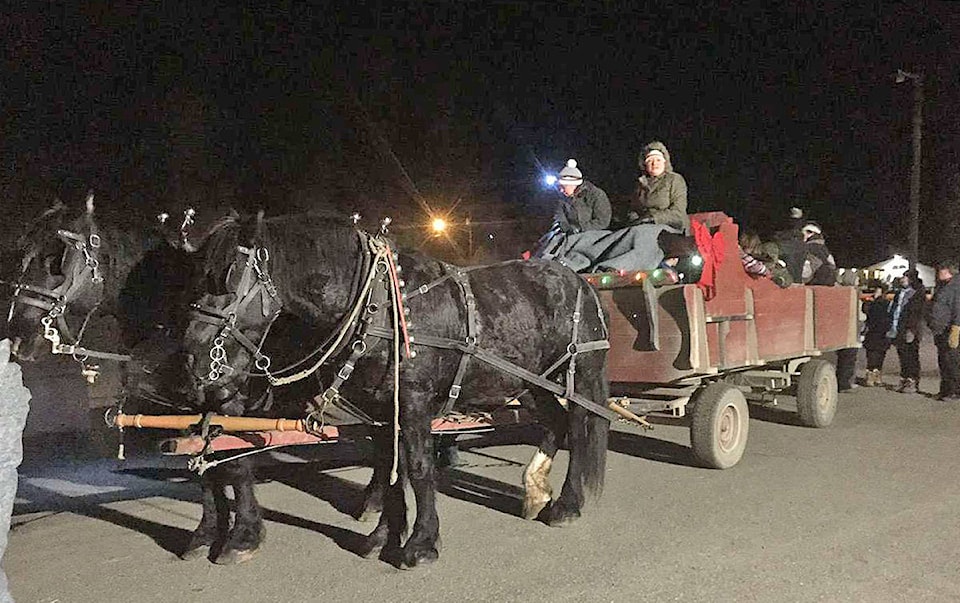 9819515_web1_Maureen-Chester--wagon-rides-2017