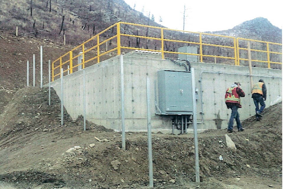 9910976_web1_Barriere-res.fencing