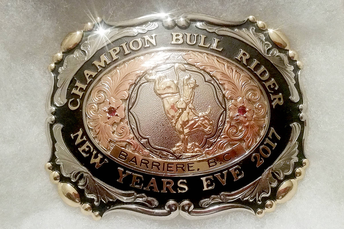 9980749_web1_Barriere-Bull-Riding-Champion-Buckle-2017