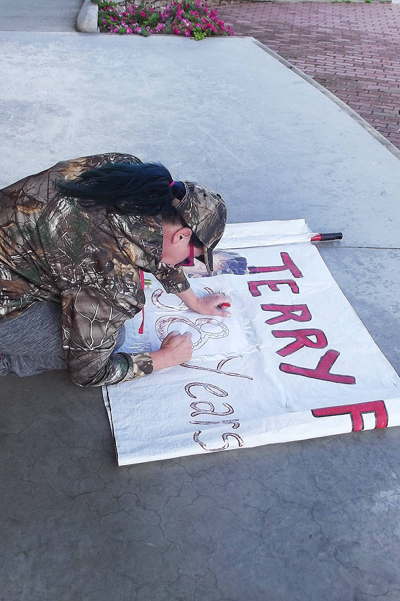 13561056_web1_180920-NTS-terryfox10