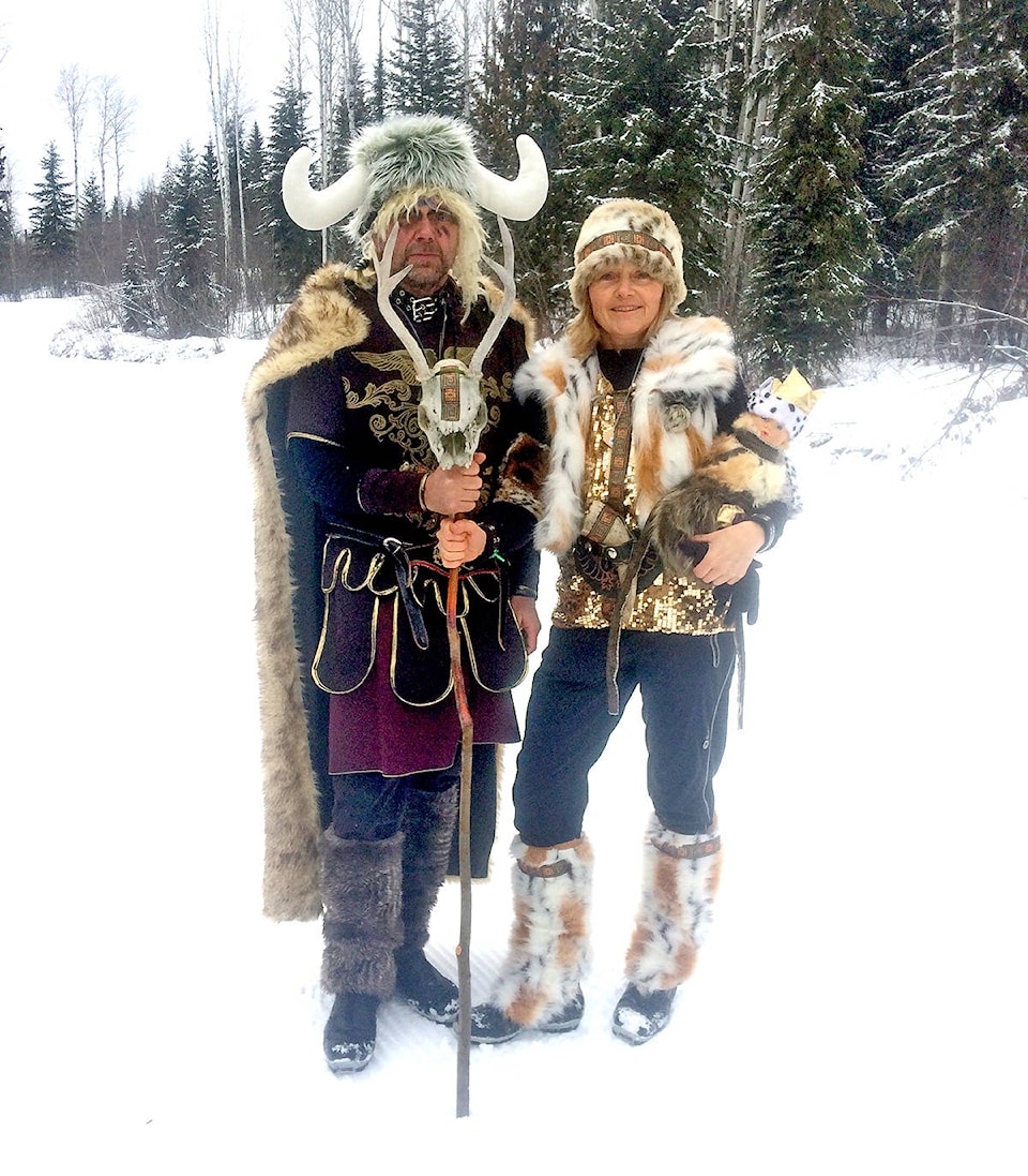 15456277_web1_Birchleg-Barriere-Outdoor-club-2019Mary-MacLennan--hubby