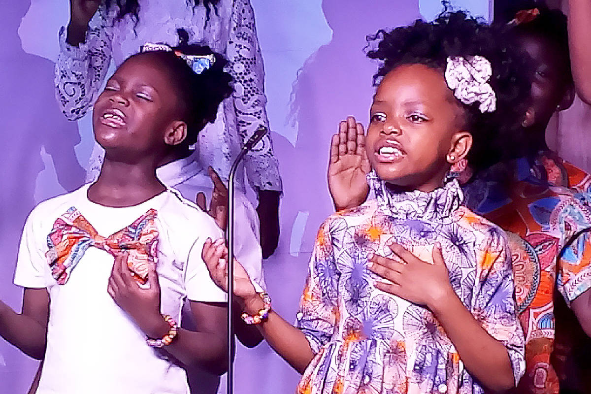 15456763_web1_Watoto-African-Childrens-Choir5