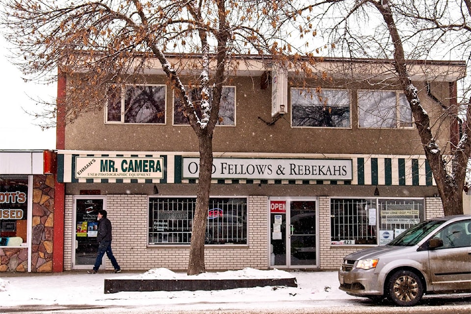 15790510_web1_Enman-Shop