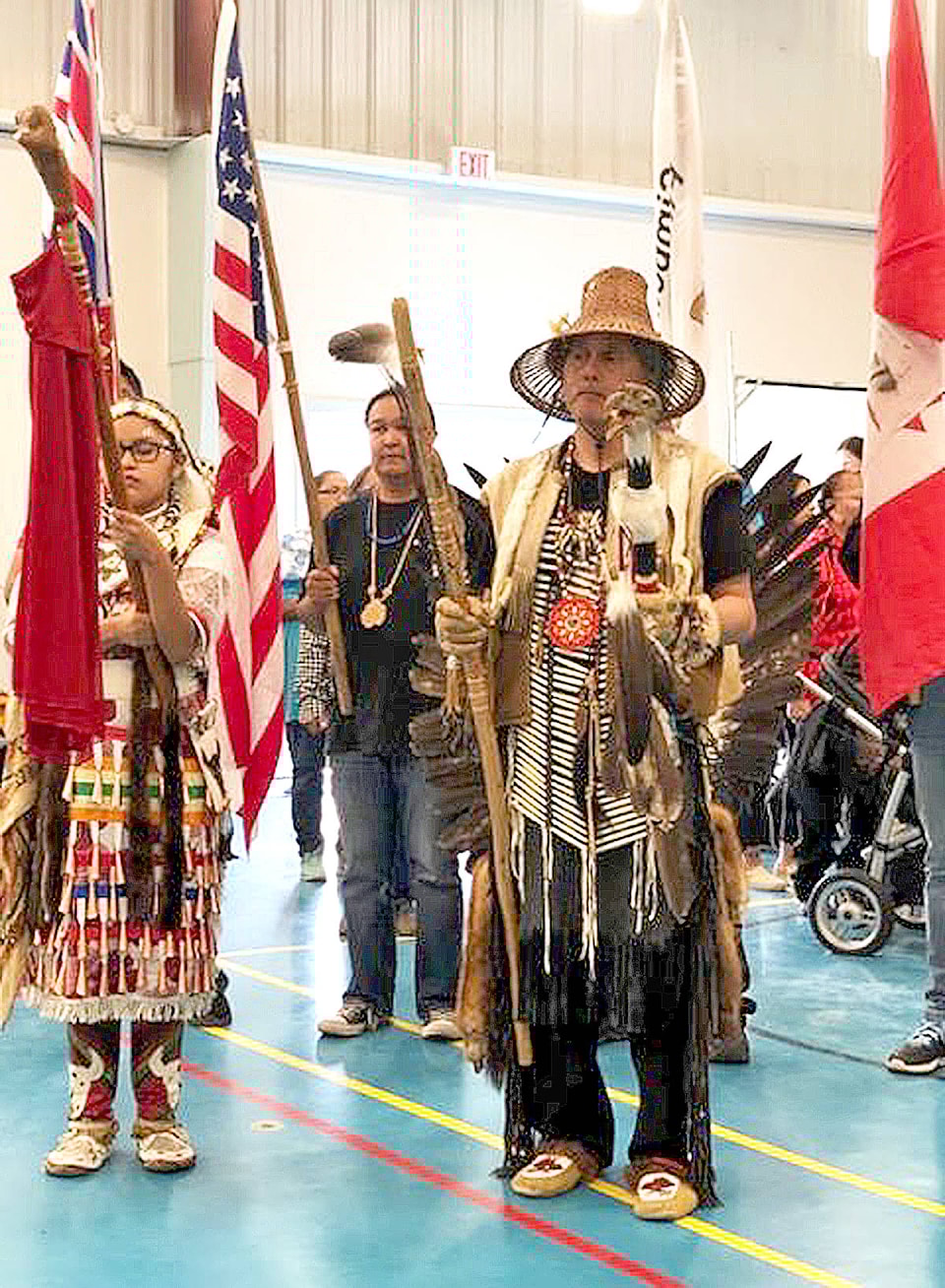 16635960_web1_Pow-Wow-Flags