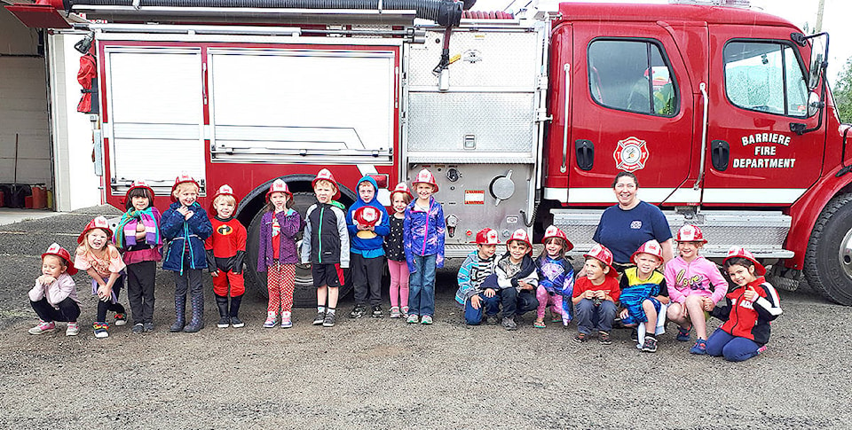 17014706_web1_KindergartenVisits-FireHall