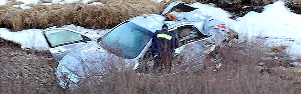 19415846_web1_NTC-RoadRescueAvolaCrash0360-640x200