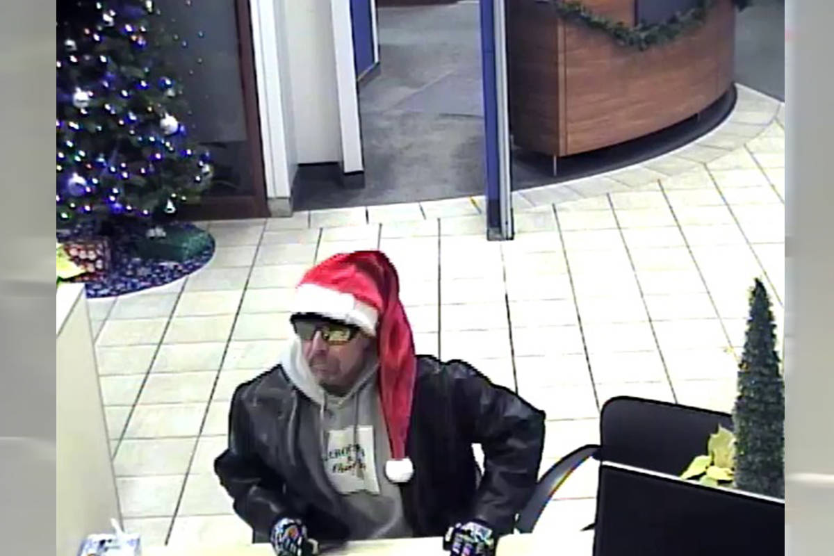 19923856_web1_191223-Santa-Hat-Robbery-Suspect-Nanaimo