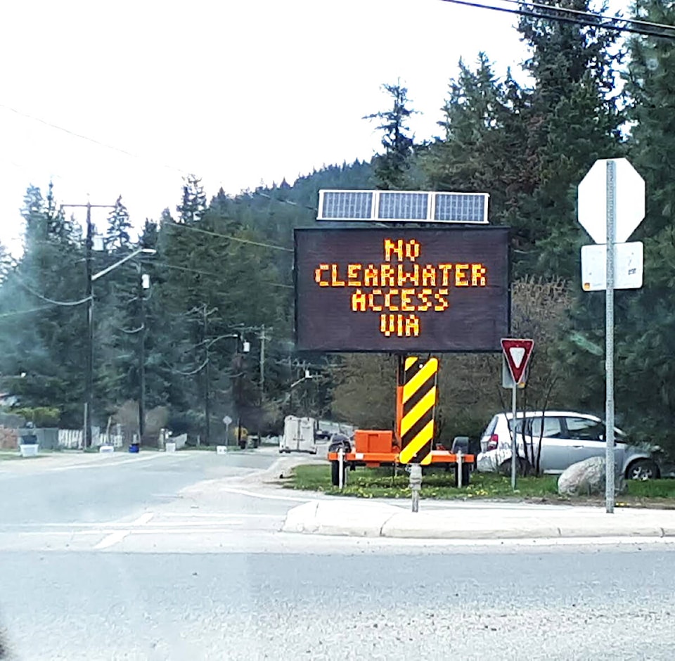 28979943_web1_220505-NTS-DunnLkRdClowusure-roadclosure_1