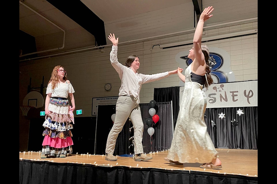 En Canto - Hunter Bloomfield (Marabell - Mexican girl), Hannah Kershaw (Felix - dancing), Becky Bradley (Pepa - dancing) during the BSS grad fashion show. (Wanda Nystoruk)