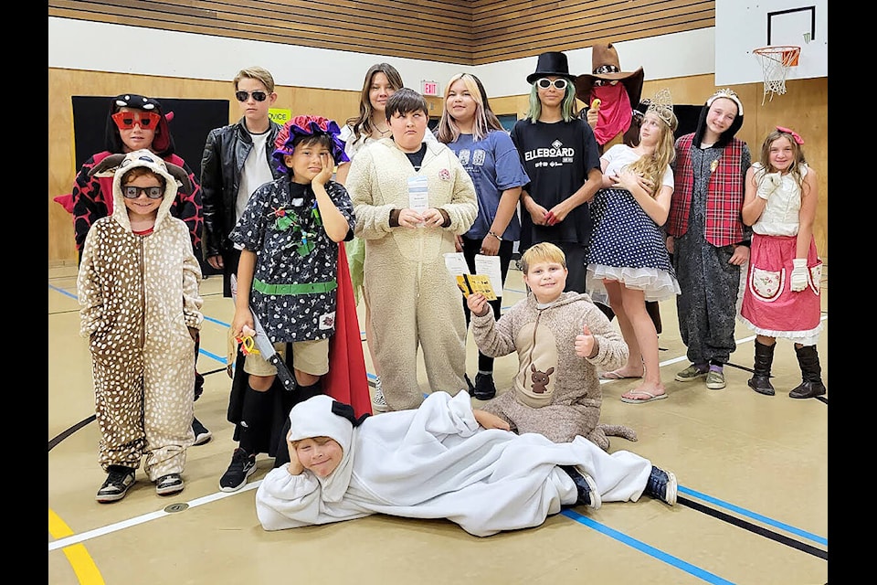 The Thompson Valley Players’ recently held their annual student workshop sponsored by Barriere and Area Literacy Outreach at the Barriere Ridge School. The “Acting Up” theatre camp had 16 students ages nine to 15 participate, plus three Teen Coordinators who helped organize and joined in the fun. The group is pictured here after creating their own Hollywood personality, then directing and starring in ‘The Wild and Wacky World of Hollywood Fashion’. Pictured are; Jazmine Saunders, Jayde Nickel, Taya Nickel, Dylan Matthews, Kaydence Harris, Liam Murphy, Cam Murphy, Finn Atticus, Clarieese Bourque, Avery Harris, Forrest Niezen, Jaeben Lacourciere, and Riley Buchanan. (TV Players photo)