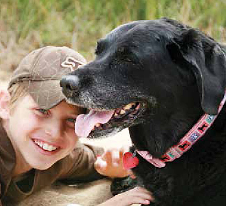 31023560_web1_221117-NTS-T0pTenDogNamesBreeds-LabKid_1