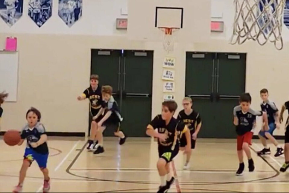 31762265_web1_230209-NTS-sports-equiptment-grant-basketball_1