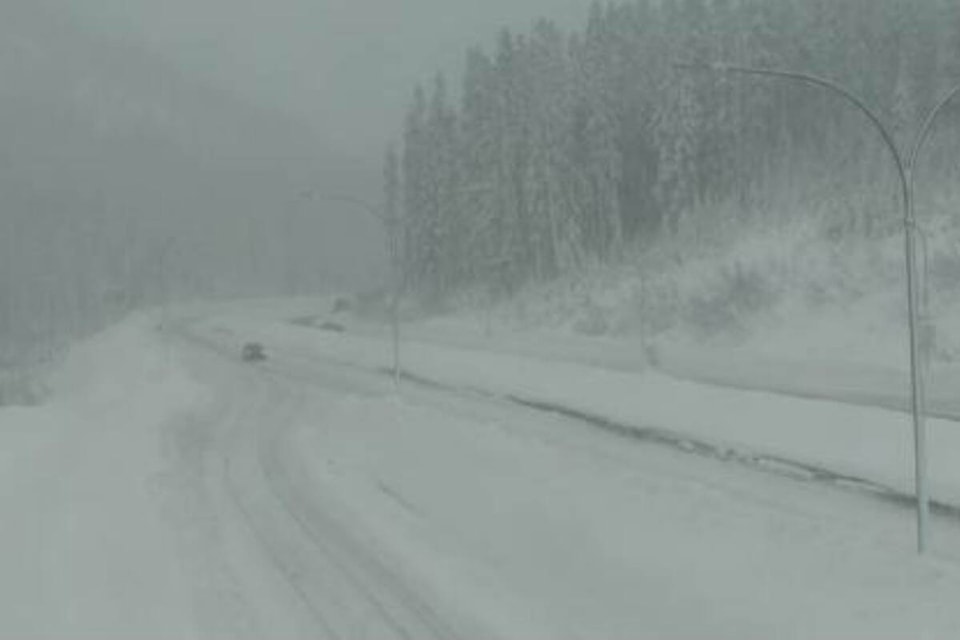 31914548_web1_230223-KCN-winter-storm-coq-coqstorm_1
