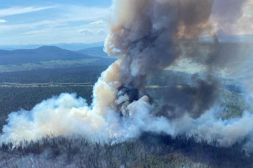 32807739_web1_230523-BPD-cariboo-fire-update-emerald_3