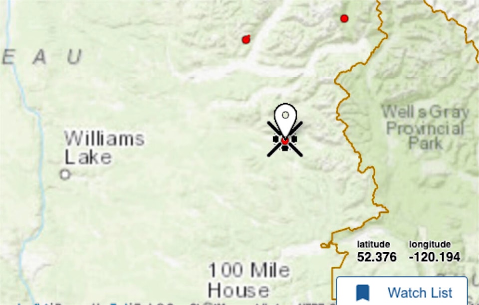 32981591_web1_230609-WLT-ElbowLakeFire_1