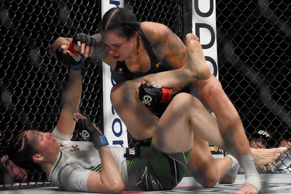 32985624_web1_230615-ABB-ufc289-2_1