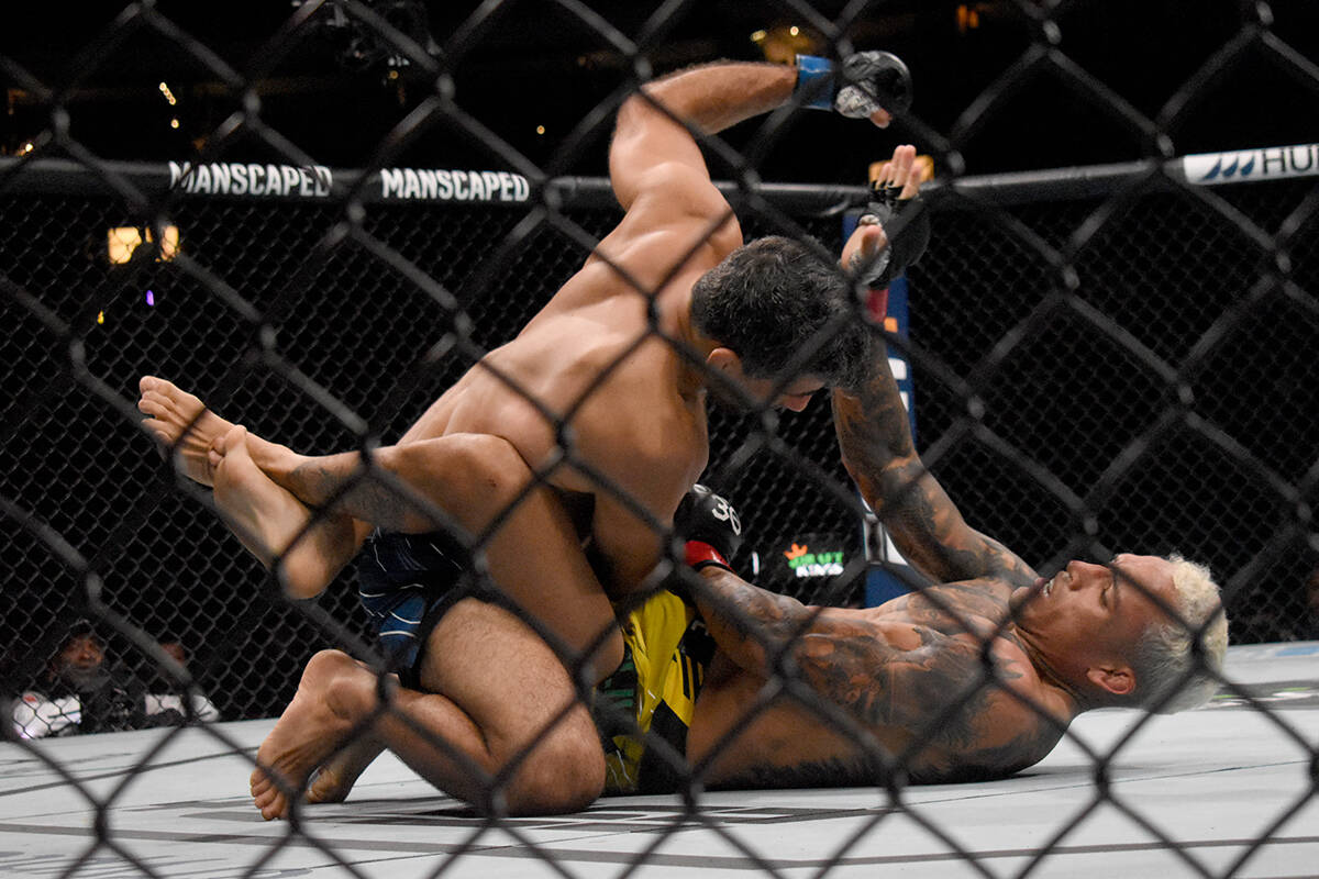 32985624_web1_230615-ABB-ufc289-8_1