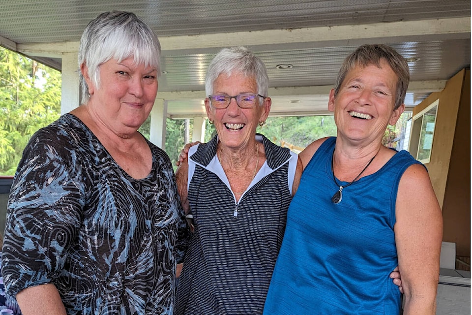33247242_web1_Rsz-Wanda-Amos-Barb-Smith-and-Debbie-Rainer---July-Birthday-Ladies