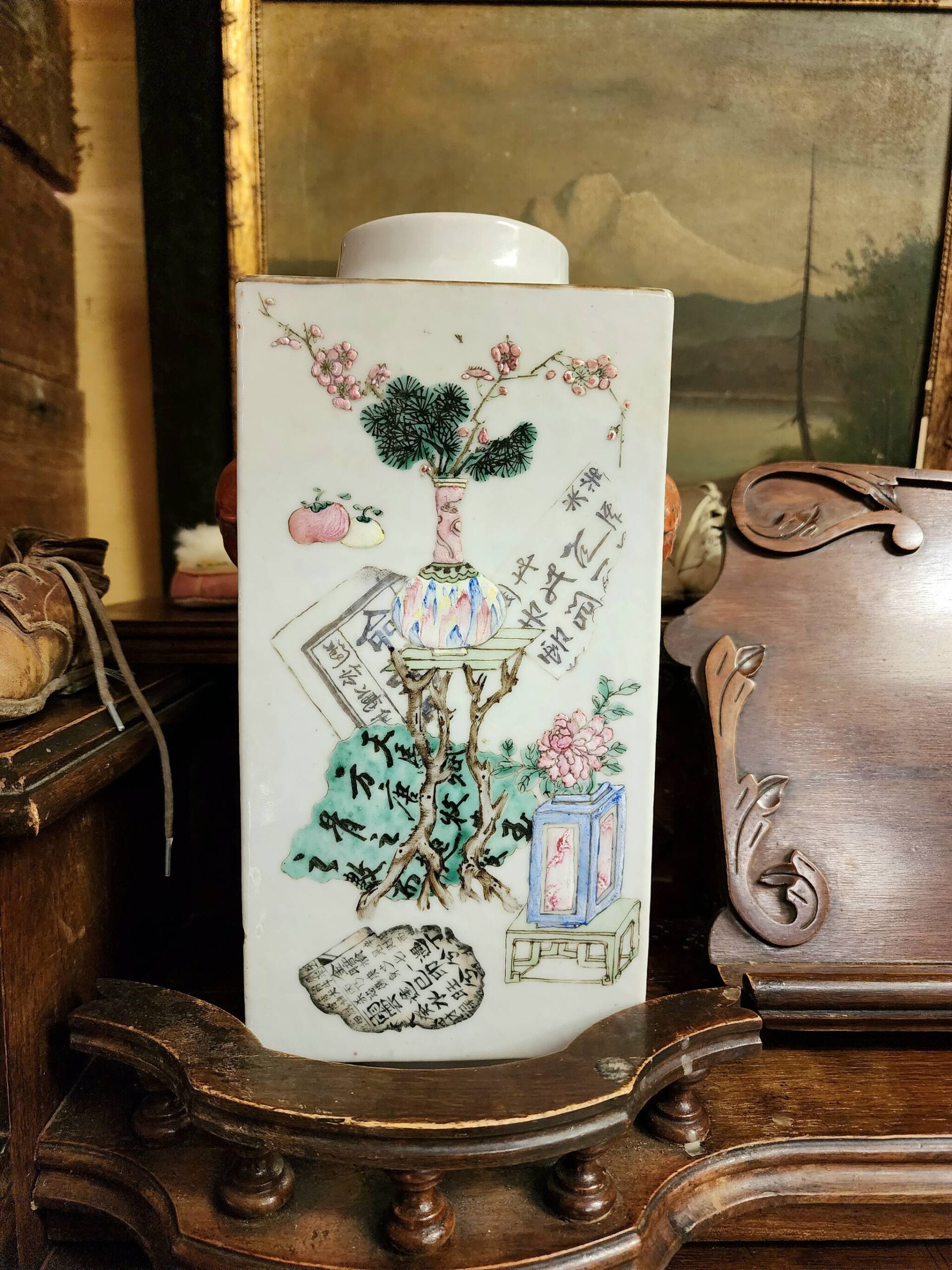 33453559_web1_Ming-Vase-3-20230801_100706