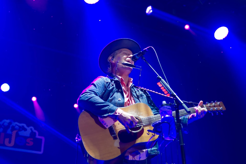 33651749_web1_230823-SAA-Jim-Blue-Rodeo