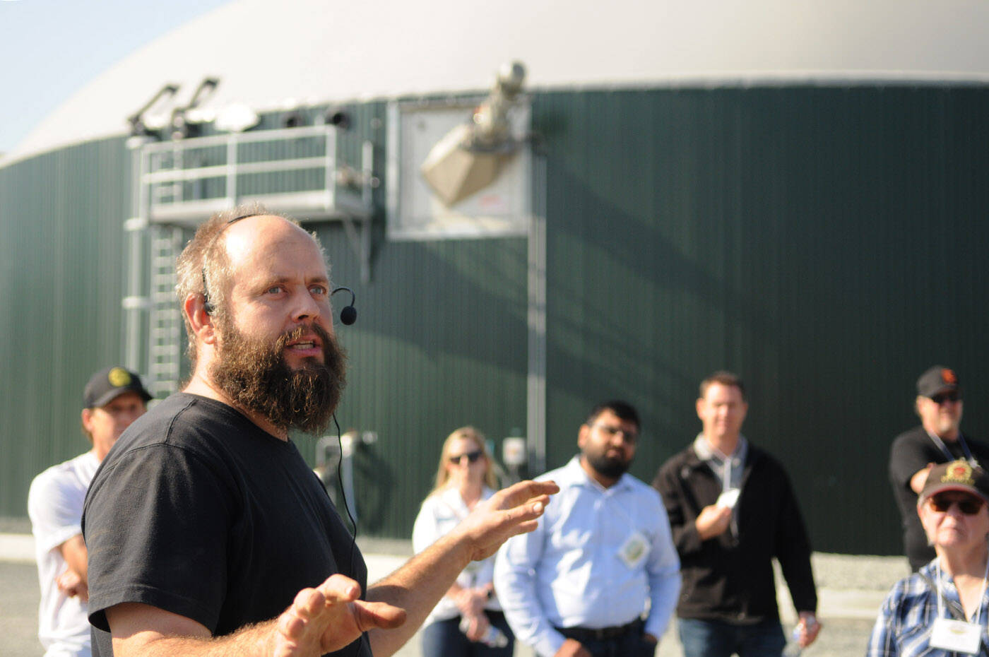 33942516_web1_230915-CPL-Dicklands-Biogas-Tour-HauckPhotos_2