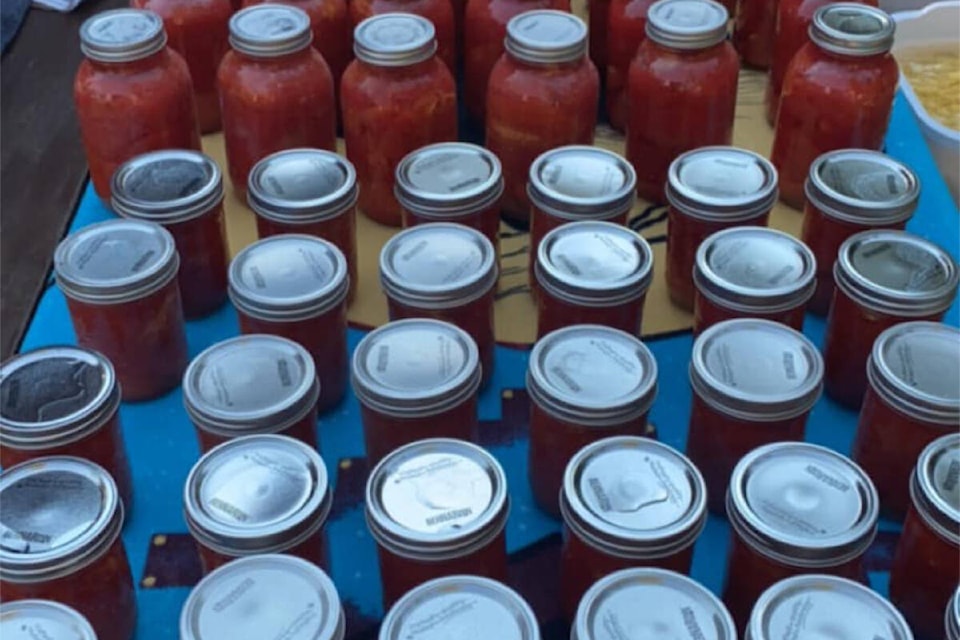 34000100_web1_RSZ-Canning-demo-379858002_10226687699632880_4017258940249962164_n