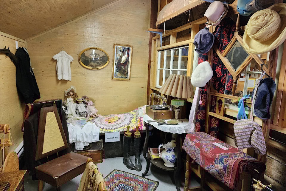 34145817_web1_RSZ-Museum-Bedroom-20230801_100450