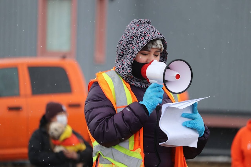 25394313_web1_210614-NUN-KamloopsVigil-Photos_2