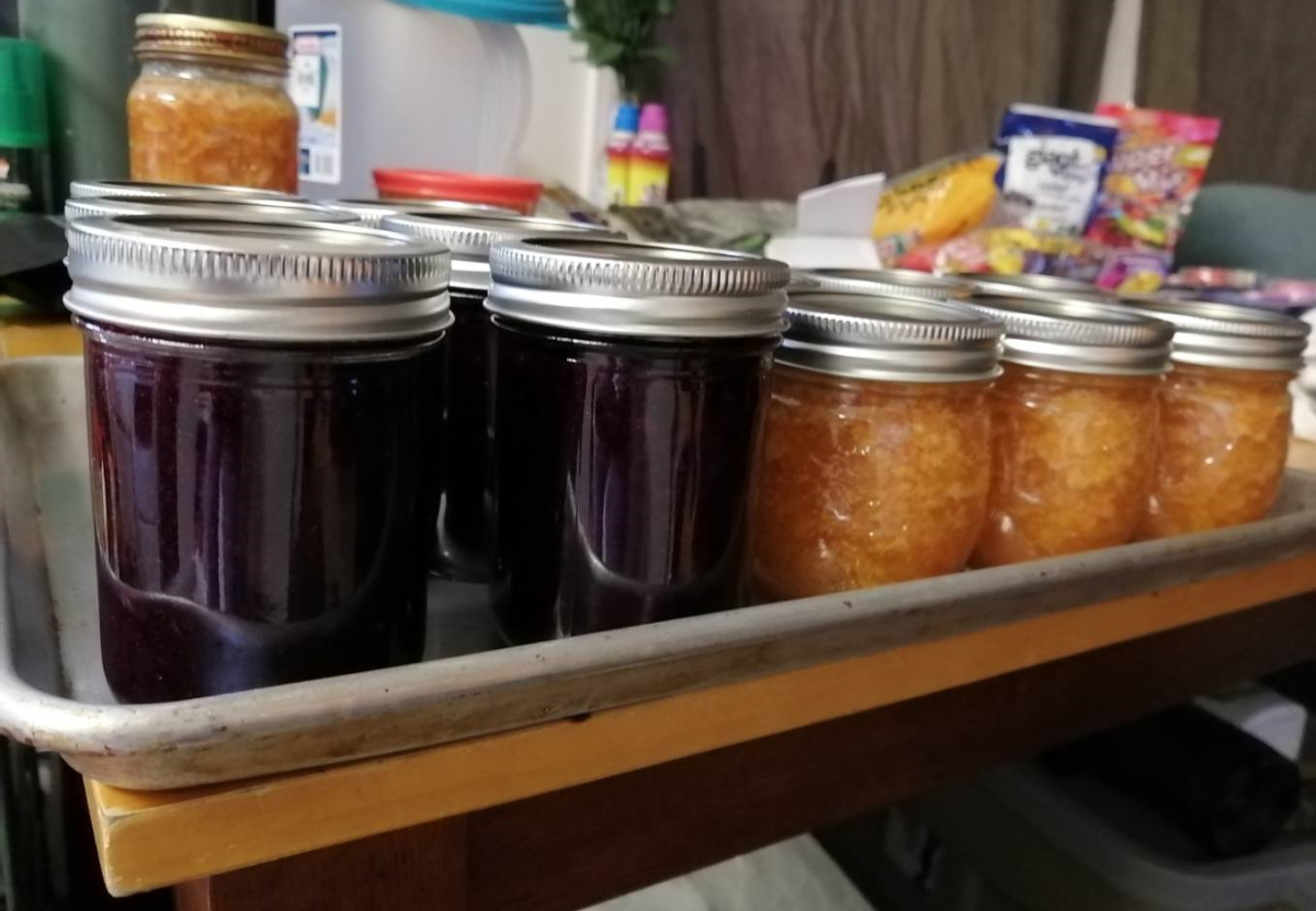 blueberry and cloudberry jams