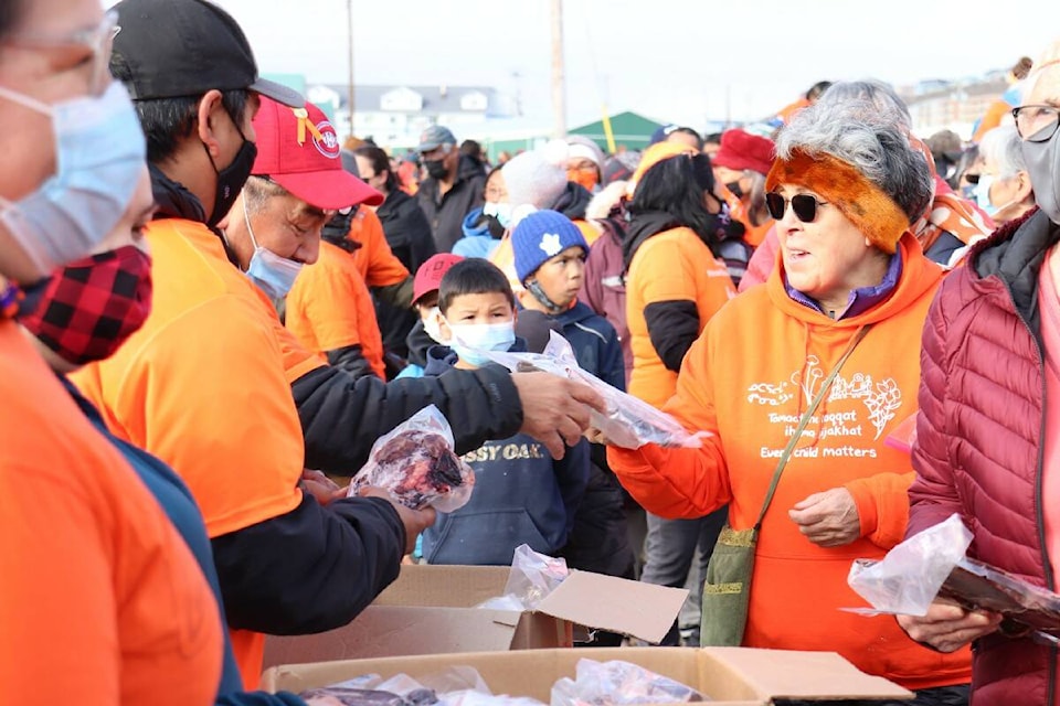 26669269_web1_211004-NUN-OrangeShirtDay-Walk_1