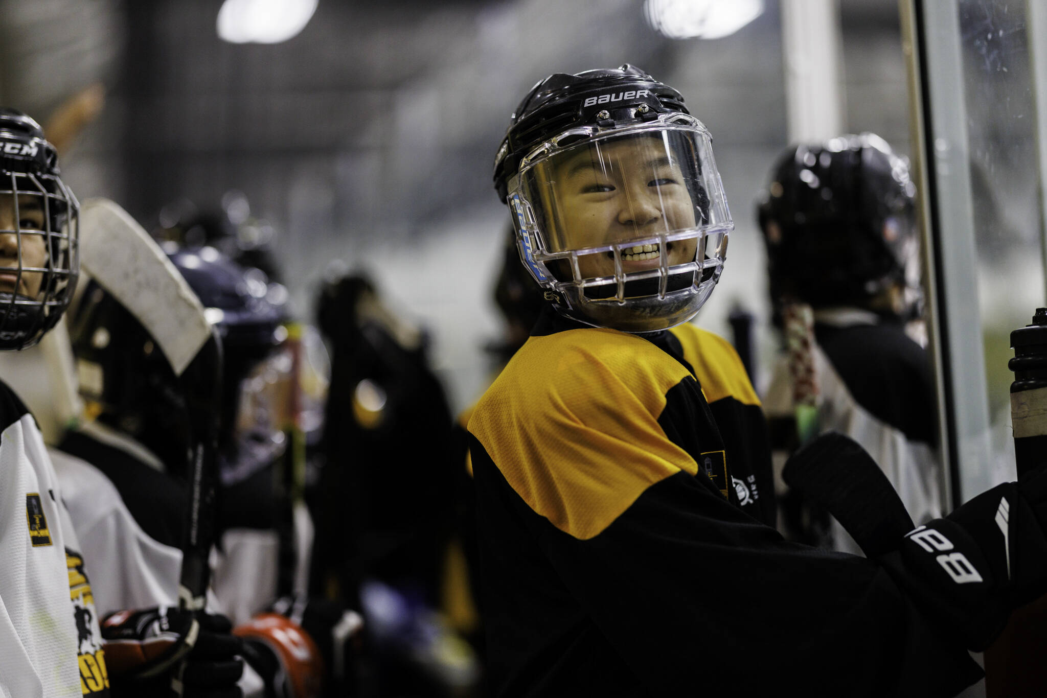 30719258_web1_221019-KIV-hockeycampspread_7