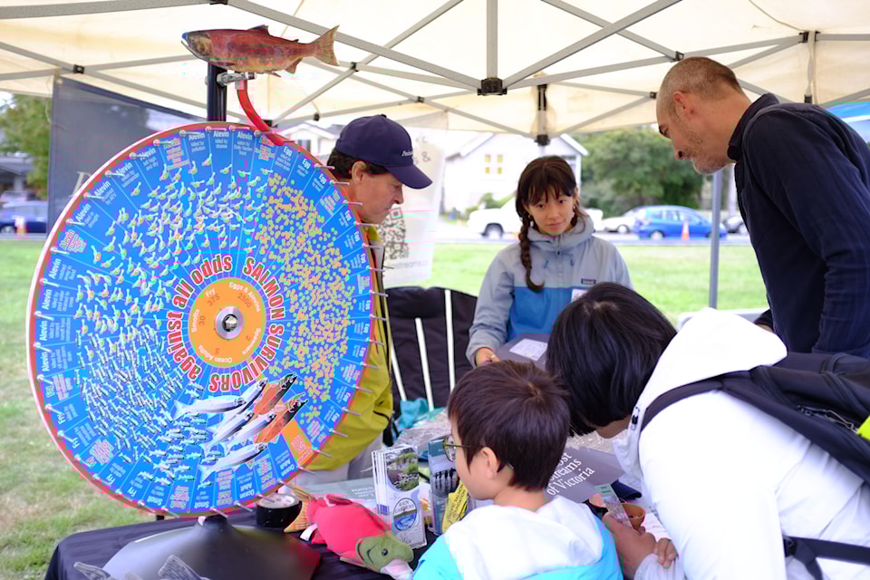 Organized by the Friends of Bowker Creek Society, the event featured live music by The Bald Eagles, ice cream, crafts, a scavenger hunt, and educational displays from local partners, taking place from 11 a.m. to 4 p.m. on Sept. 22, near Lansdowne Middle School South Campus. (Olivier Laurin / Oak Bay News)