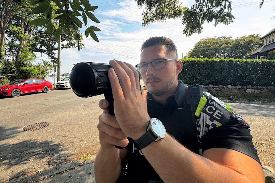 250828-beach-drive-speeding-cop