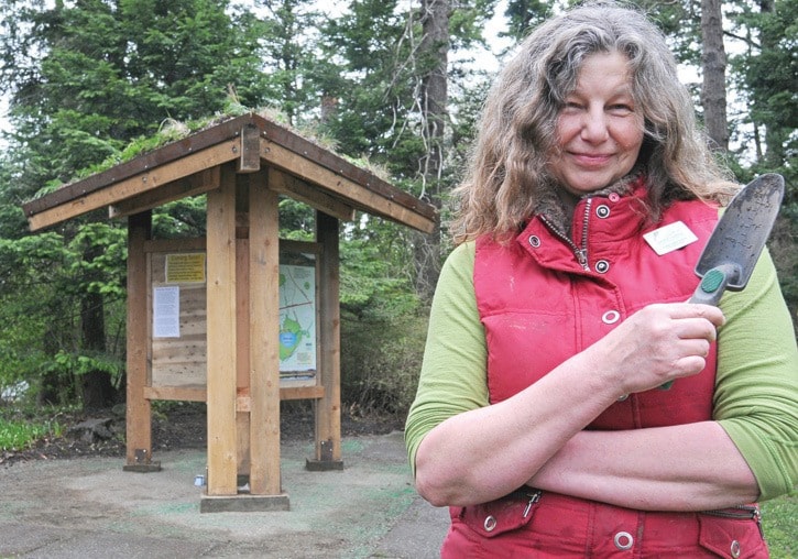 Green Roof Kiosk