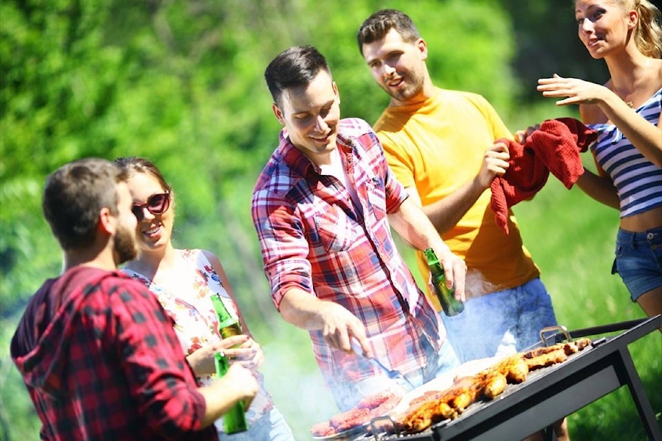 web1_170630-BPD-T-Market-Stores-grilling