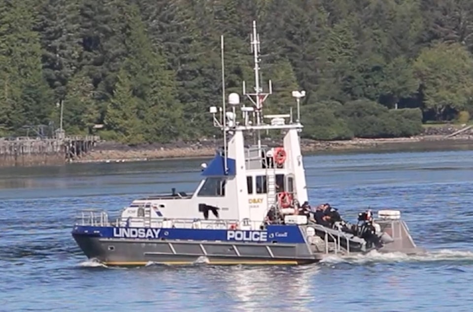 12368598_web1_180620-UWN-Search-tofino-continues-Monday_1