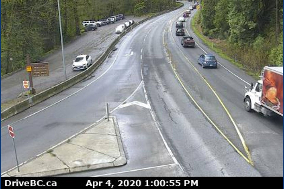 21179592_web1_200404-GNG-Malahat-Crash-_1