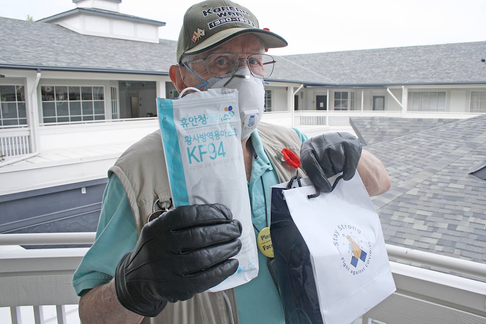 21743939_web1_200603-OBN-Korean-Masks-Veteran_1