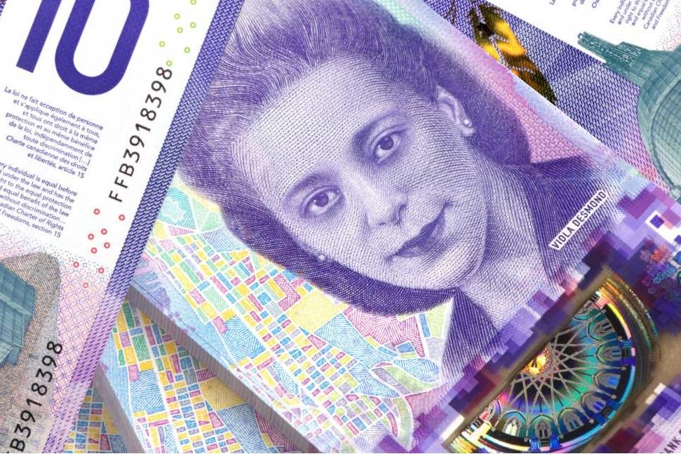 25640676_web1_gr-pwn-Viola-Desmond