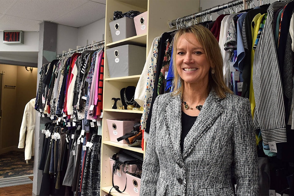 Formal 2025 clothing stores