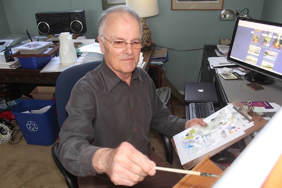 Oak Bay artist Mike Pipes is new to the Victoria Sketch Club, after returning to art 10 years into retirement. (Christine van Reeuwyk/News Staff)