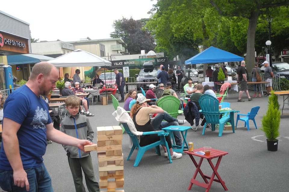 33003133_web1_230613-OBN-SpringNosh-fb_1